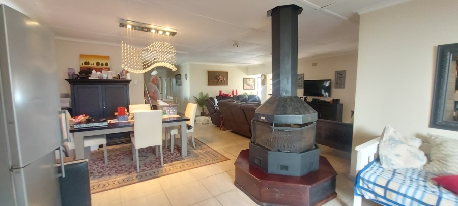 5 Bedroom Property for Sale in Gouritsmond Western Cape